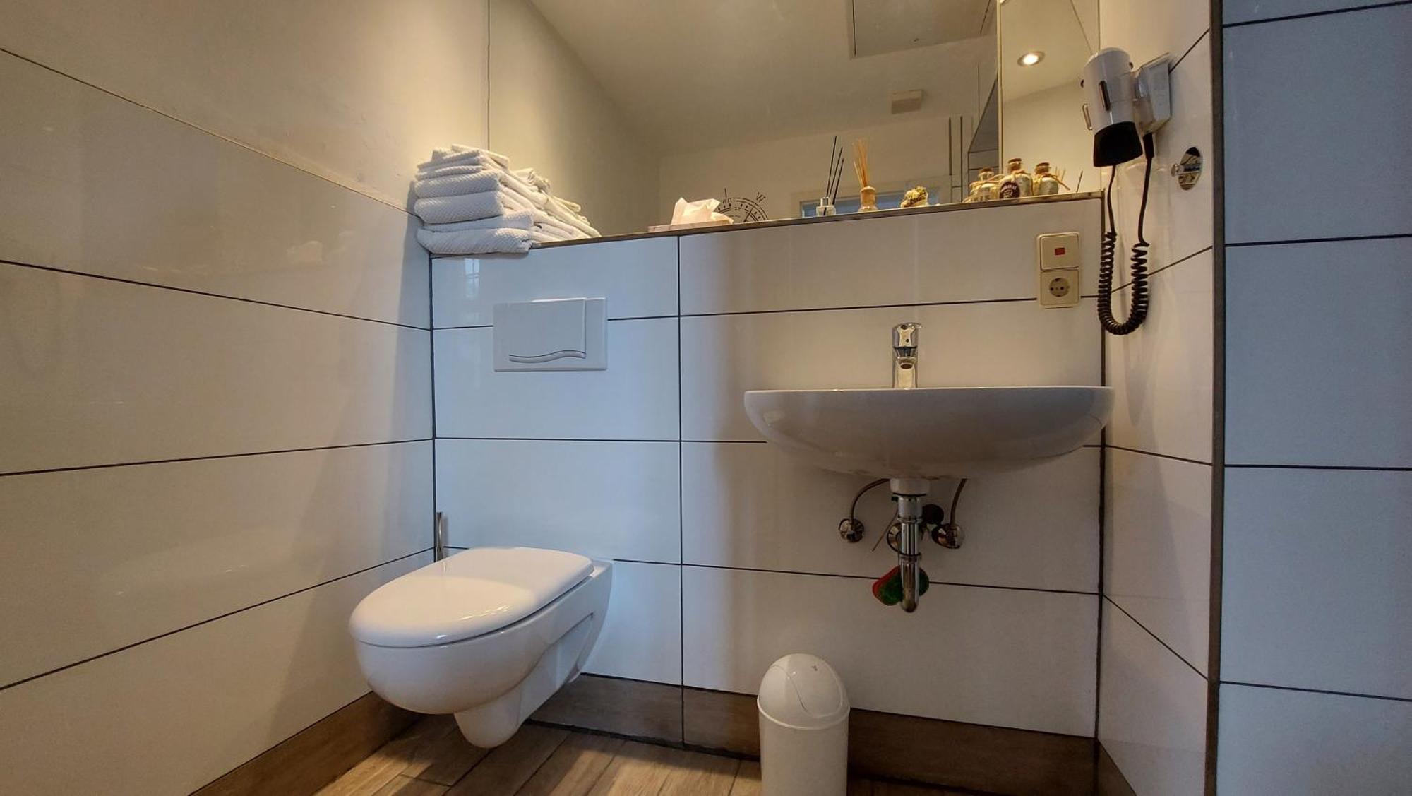 Leipzig Ferienwohnung In Ruhiger Lage Esterno foto