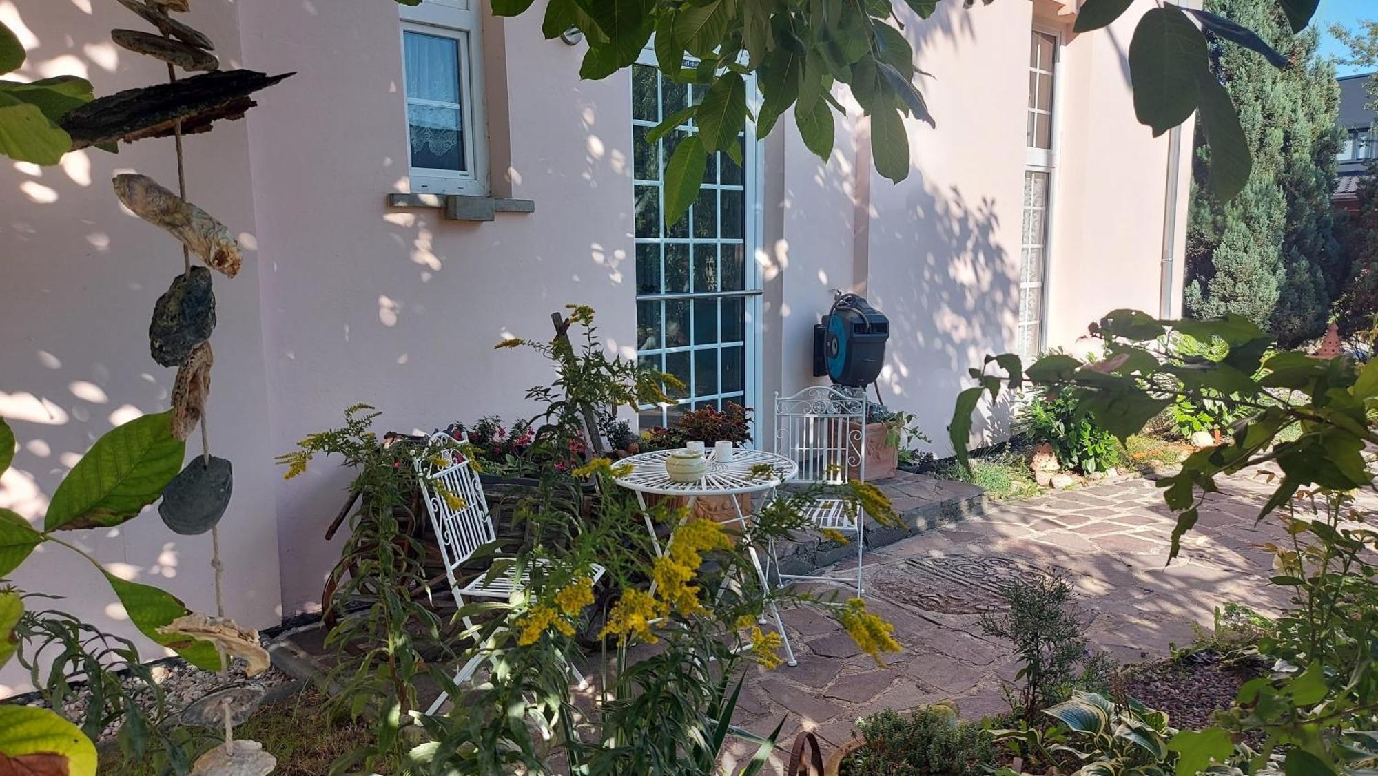 Leipzig Ferienwohnung In Ruhiger Lage Esterno foto